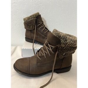 Cliffs White Mountain Lace Up Hiker Style Boots Bootie Brown Sz 10 Duena Sweater